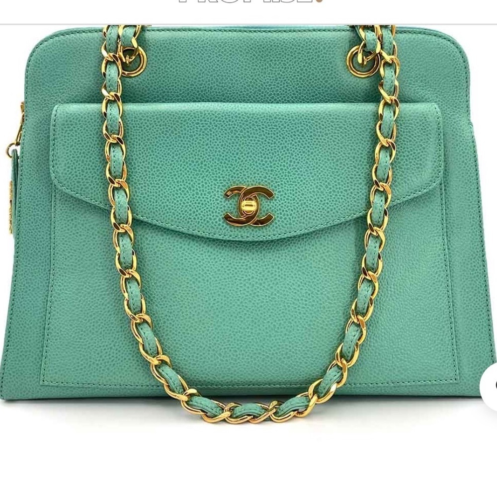Chanel Vintage Emerald Green Gold Chain Shoulder Bag with CC Logo